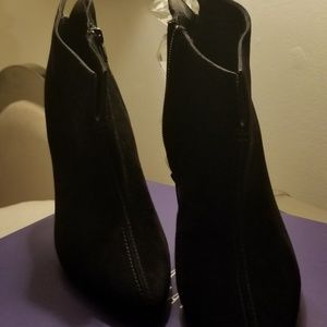 Stuart Weitzman boots